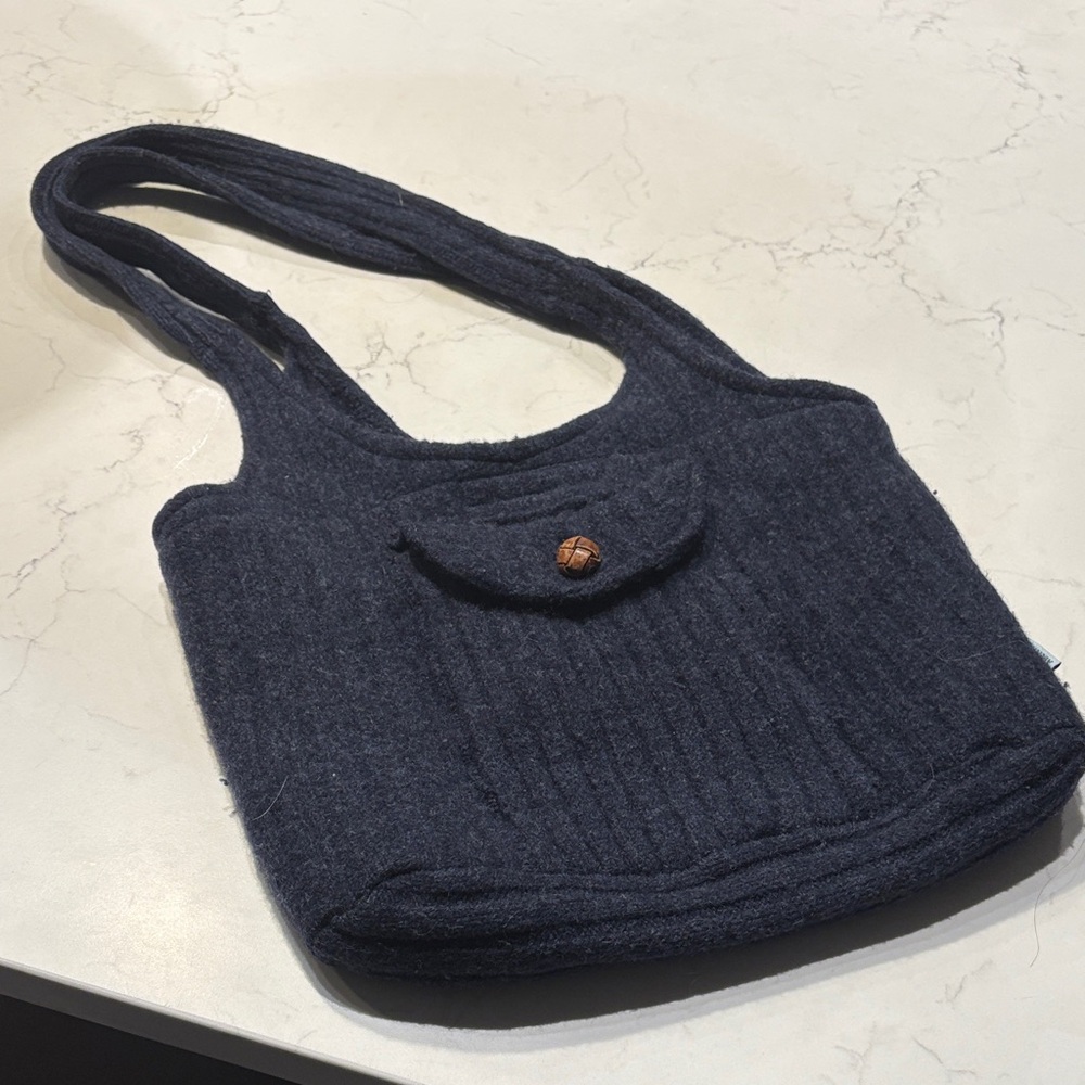 Abercrombie‎ & Fitch Dark Blue Knit Shoulder Bag